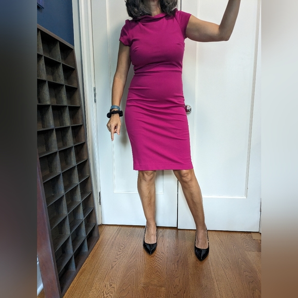 Boden Dresses & Skirts - Boden Fuschia Ponte Cap Sleeve Dress